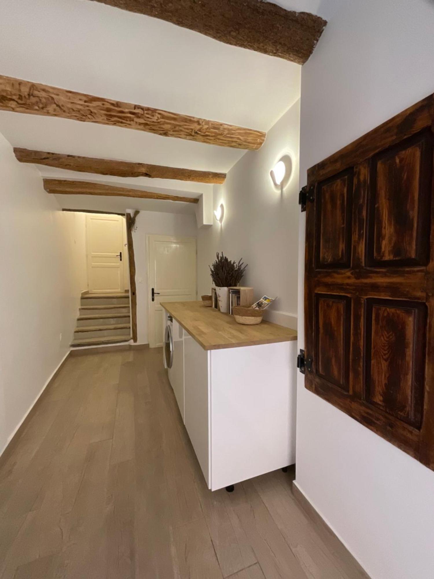 Zofia Appartements - Appartement Avec Cour Privee #1 ムスティエ・サント・マリー エクステリア 写真